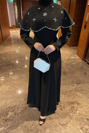 Long Dress with Detachable Cape & Crystal Embellishments — Siyah