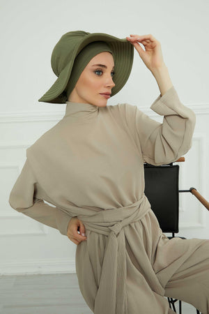 Comfortable Aerobin Fabric Bonnet with Side Gather Detail