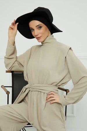 Comfortable Aerobin Fabric Bonnet with Side Gather Detail