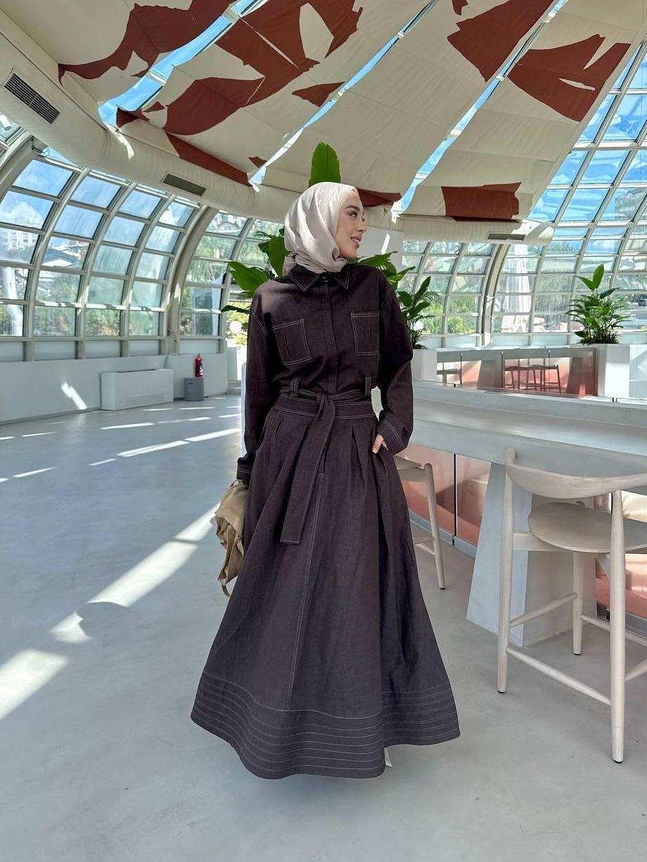 Stylish & Chic Jeans Set ST012