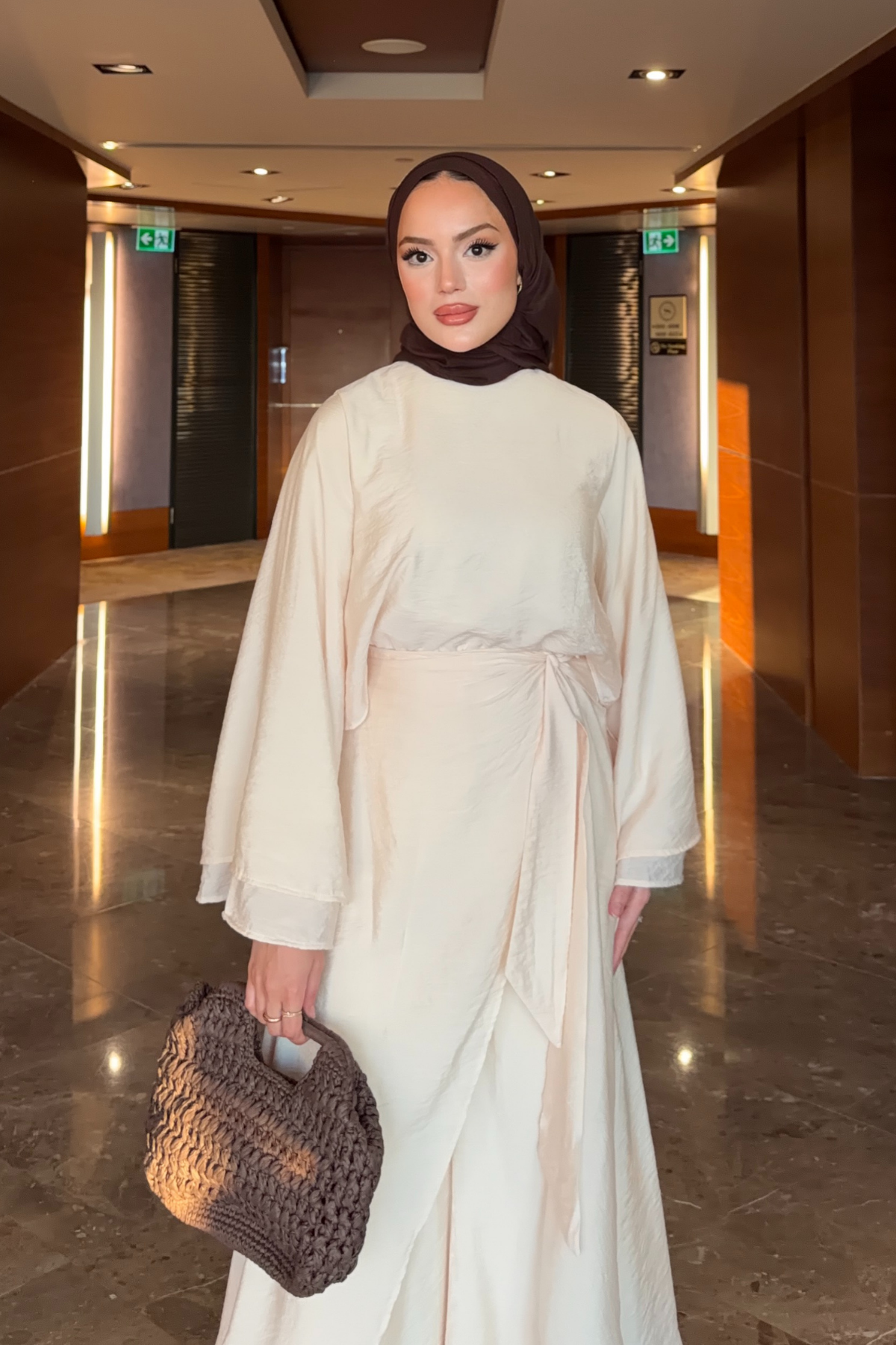 Flowing Tencel Tunic & Wide-Leg Trousers Set — Ekru