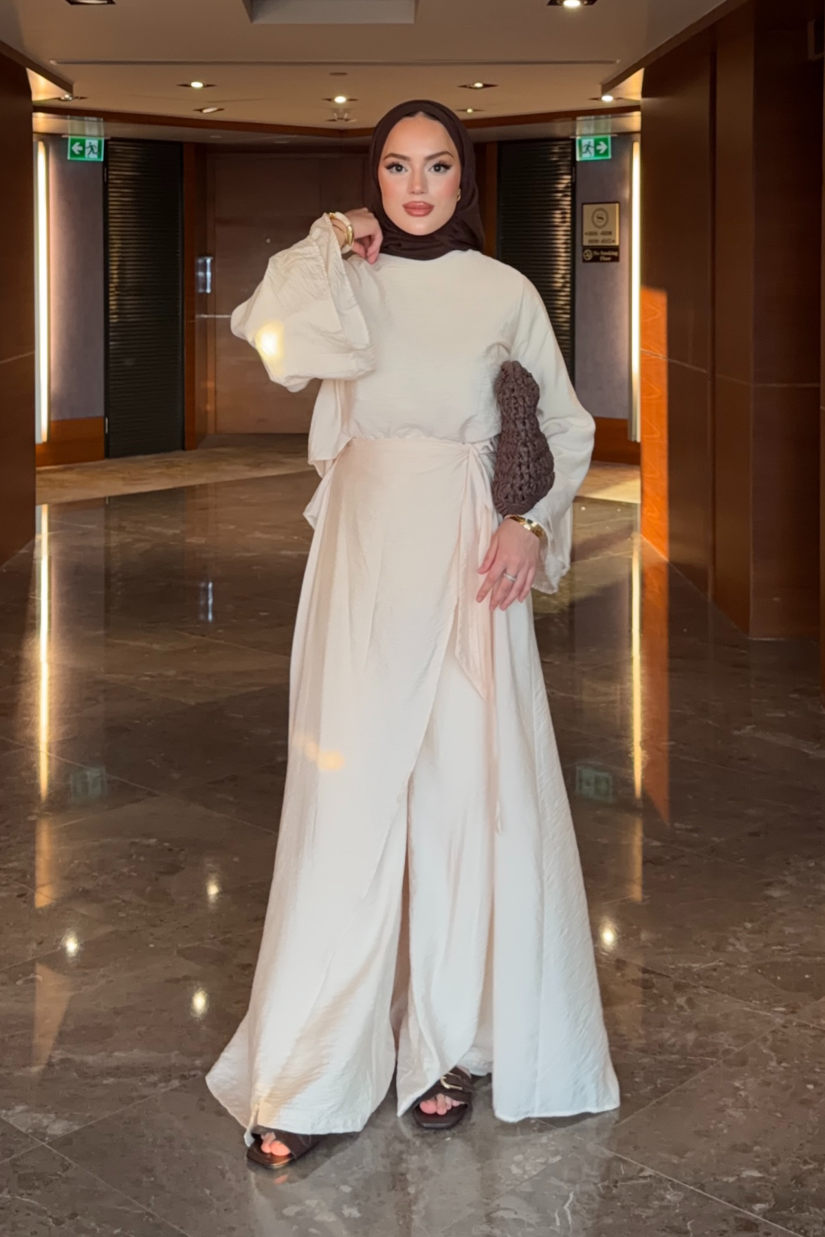 Flowing Tencel Tunic & Wide-Leg Trousers Set — Ekru