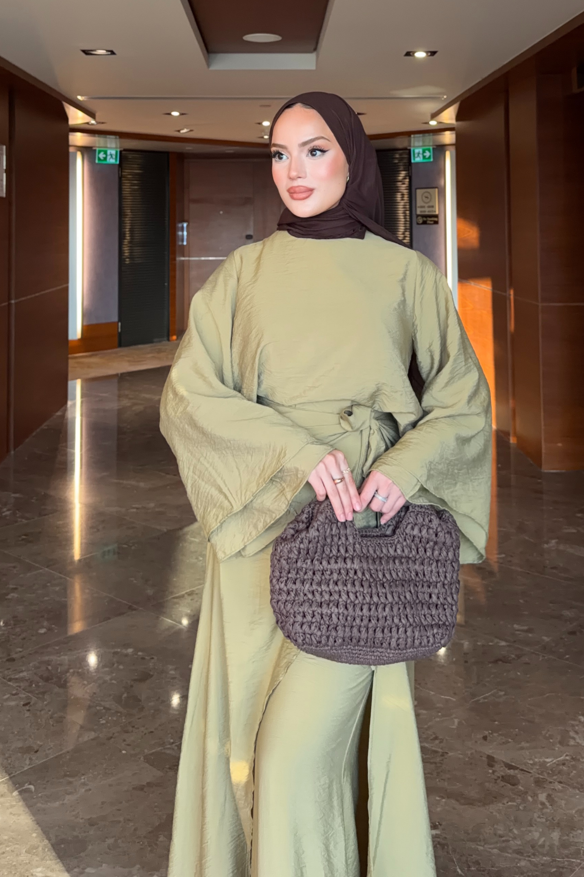 Flowing Tencel Tunic & Wide-Leg Trousers Set — Yag Yesili