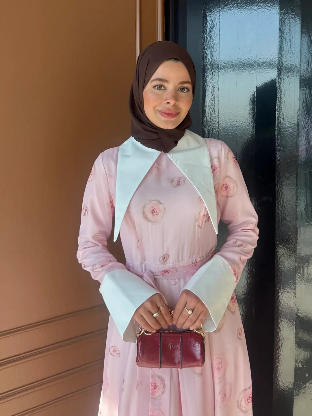 Long Sleeve Floral Maxi Dress with Contrast Collar & Tie Belt — Toz Pembe