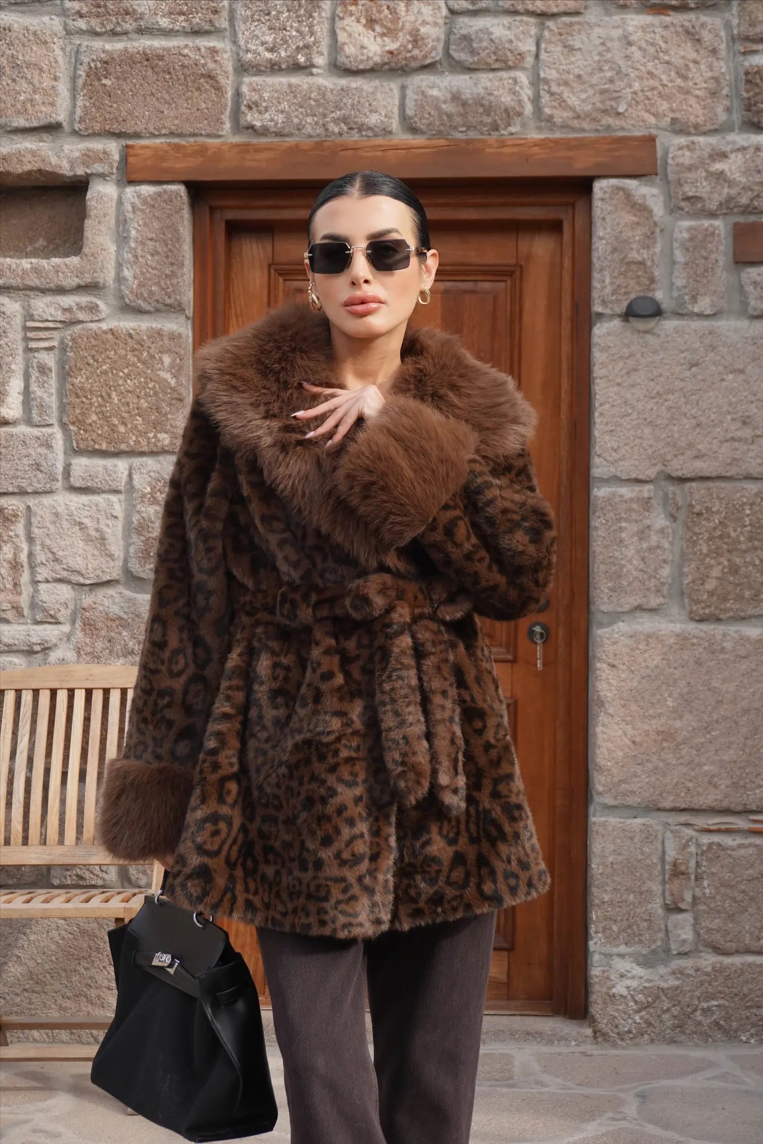 Premium Leopard Print Plush Coat with Fur Collar  JK022