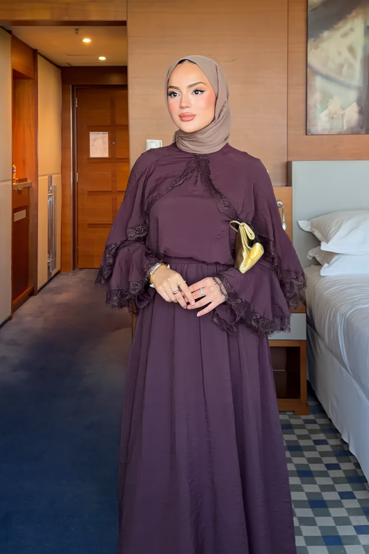 Lace-Trim Tencel Two-Piece Set with Flowing Skirt — Murdum