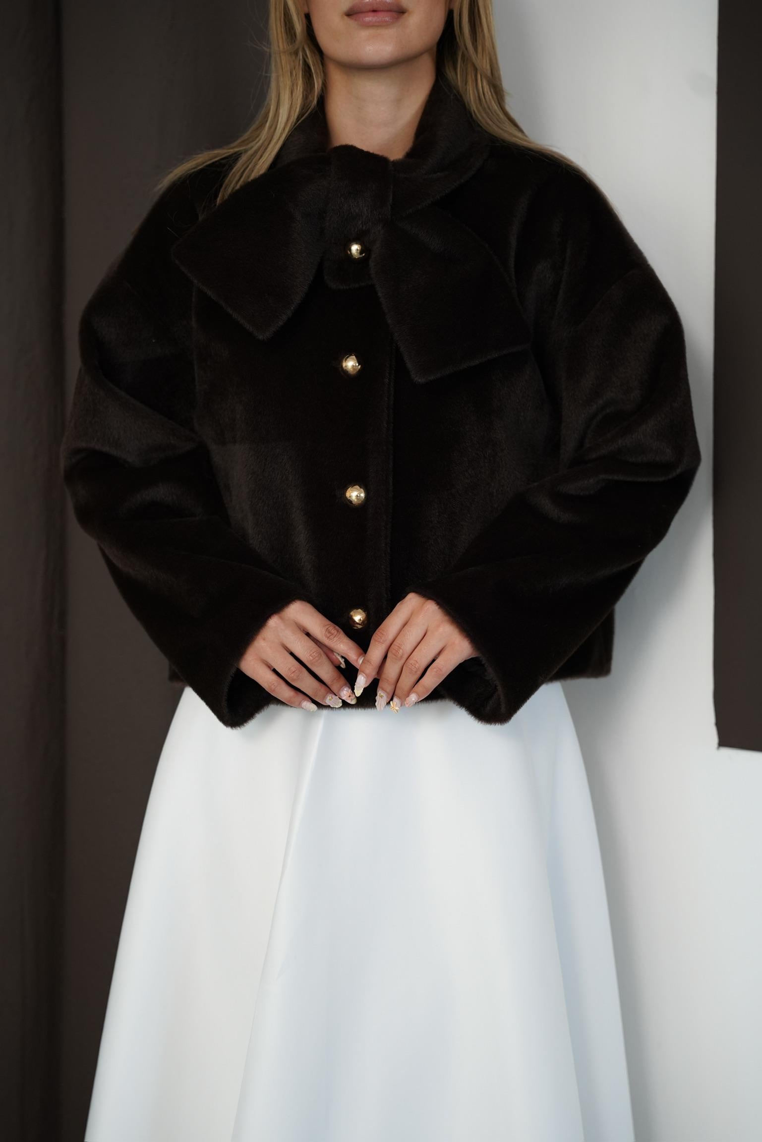 Lyra Premium Fur Coat – Warm & Elegant JK010