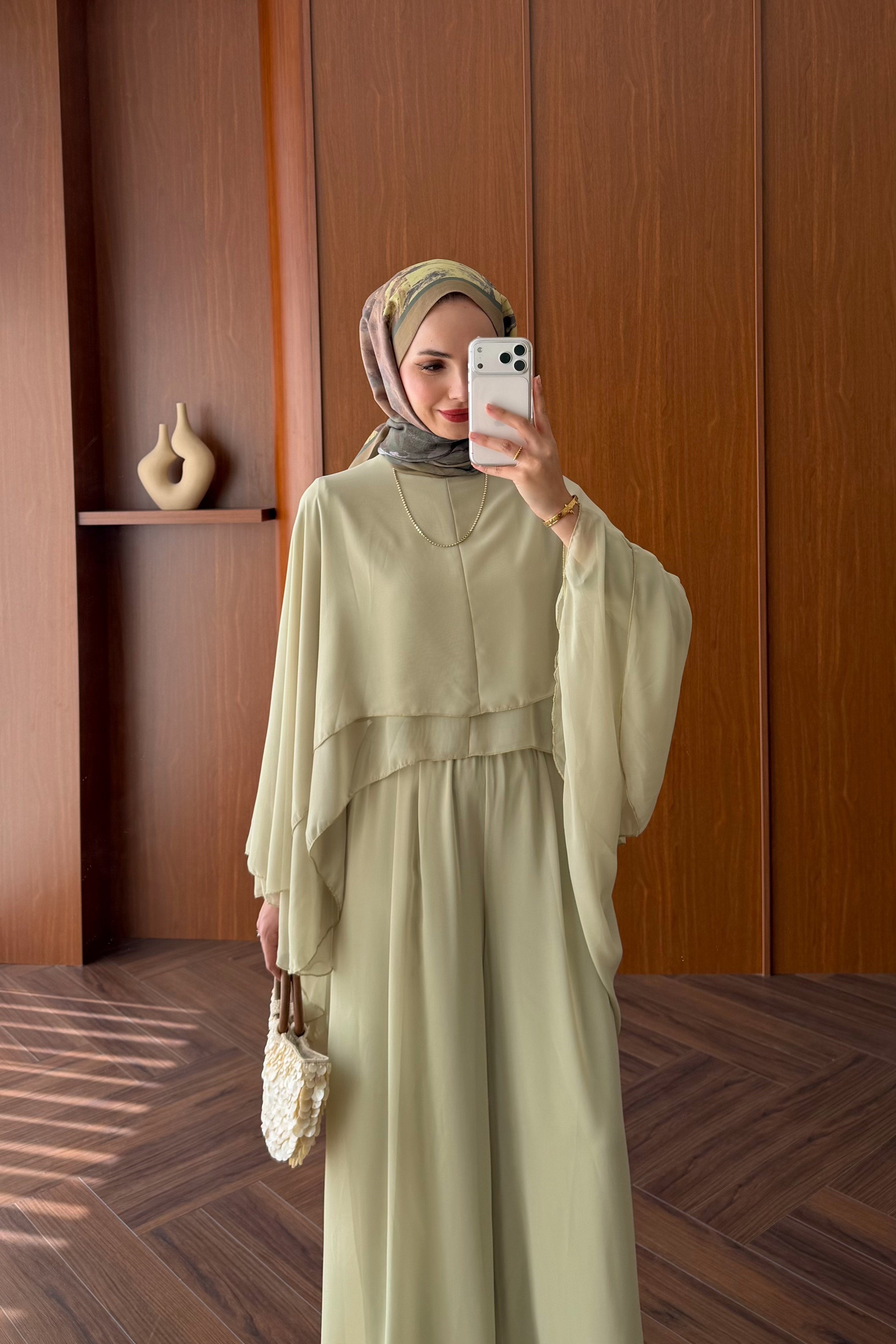 Chiffon Layered Top & Wide-Leg Pant Set — MİNT