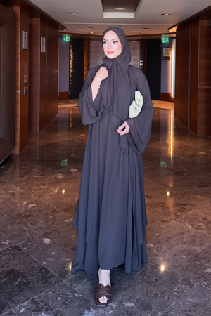 Flowing Chiffon Abaya with Matching Shawl and Belt — Kahverengi
