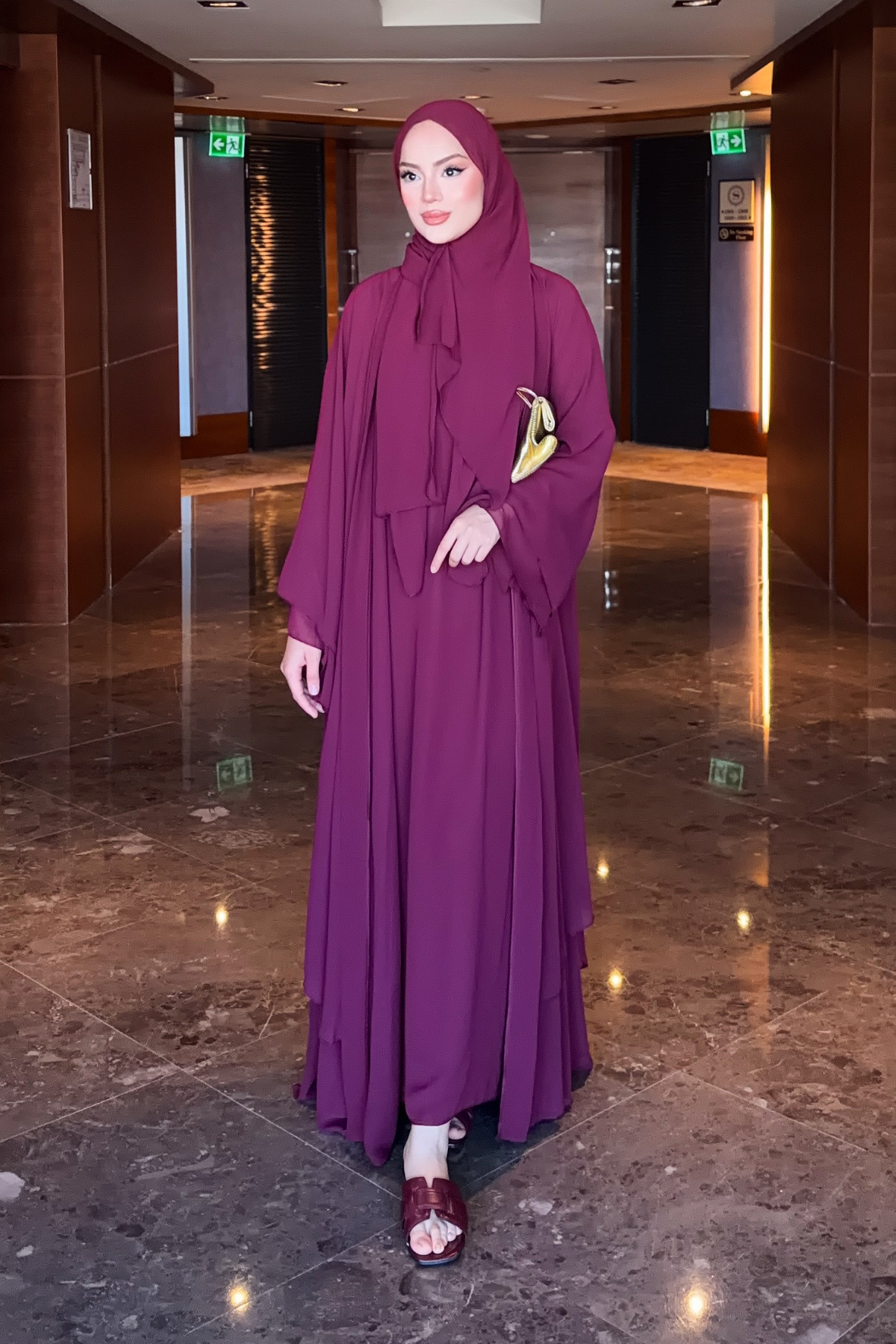 Flowing Chiffon Abaya with Matching Shawl and Belt — Murdum