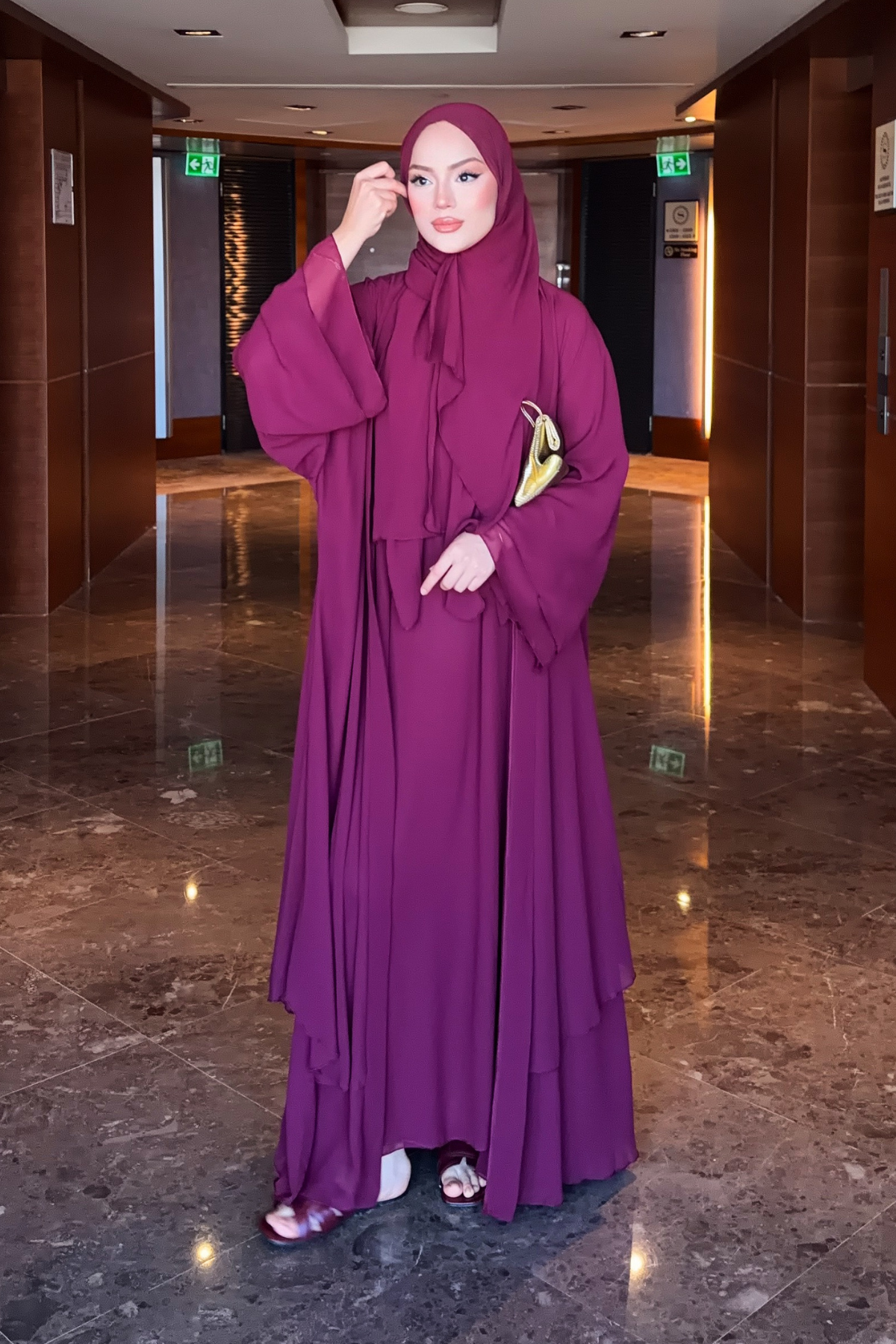 Flowing Chiffon Abaya with Matching Shawl and Belt — Murdum