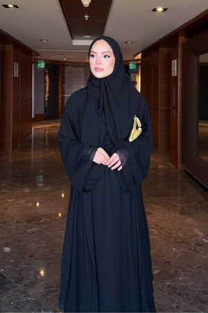 Flowing Chiffon Abaya with Matching Shawl and Belt — Siyah