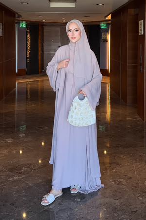Flowing Chiffon Abaya with Matching Shawl and Belt — Vizon