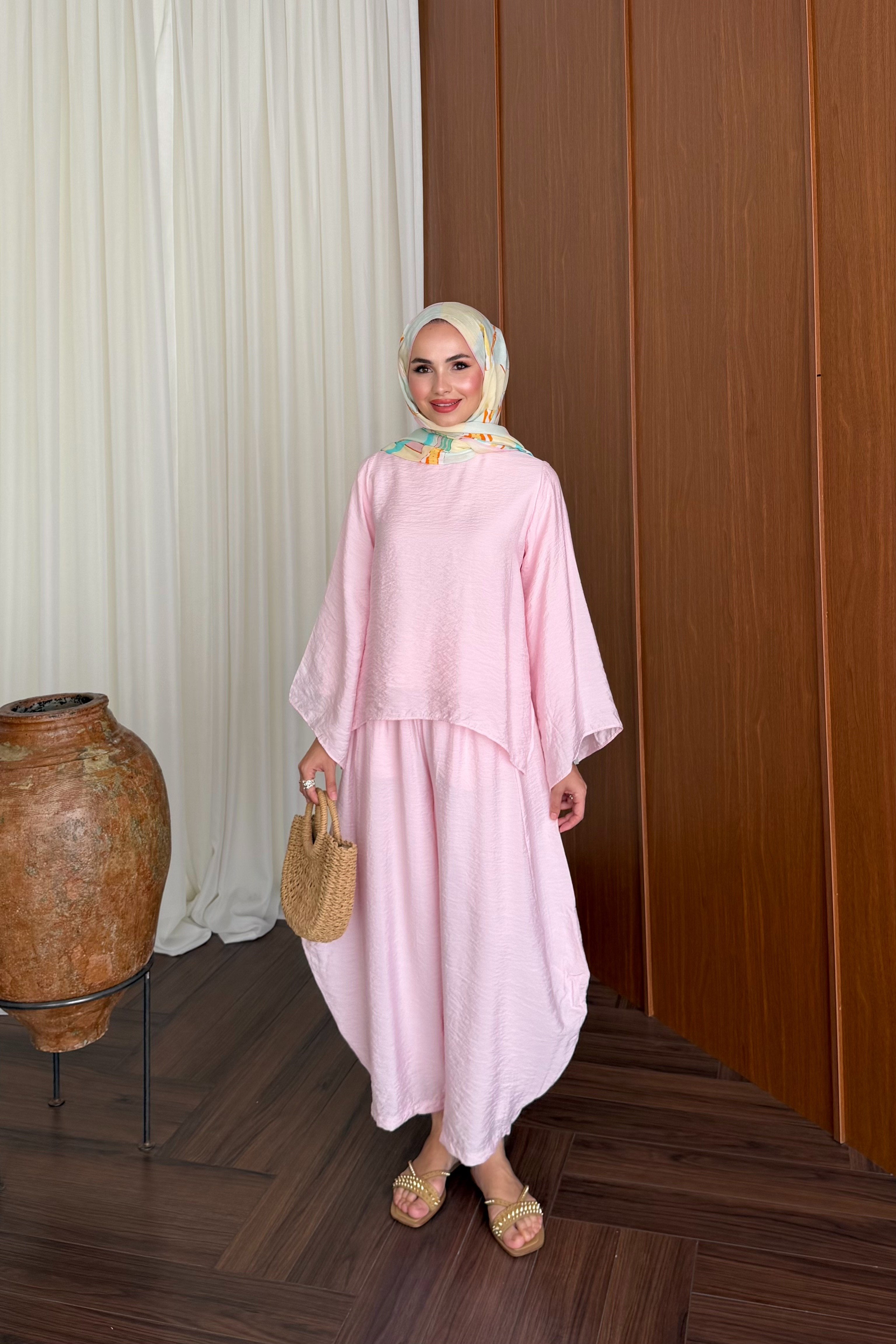 Relaxed Harem Pant Set with Wide Sleeves — PEMBE
