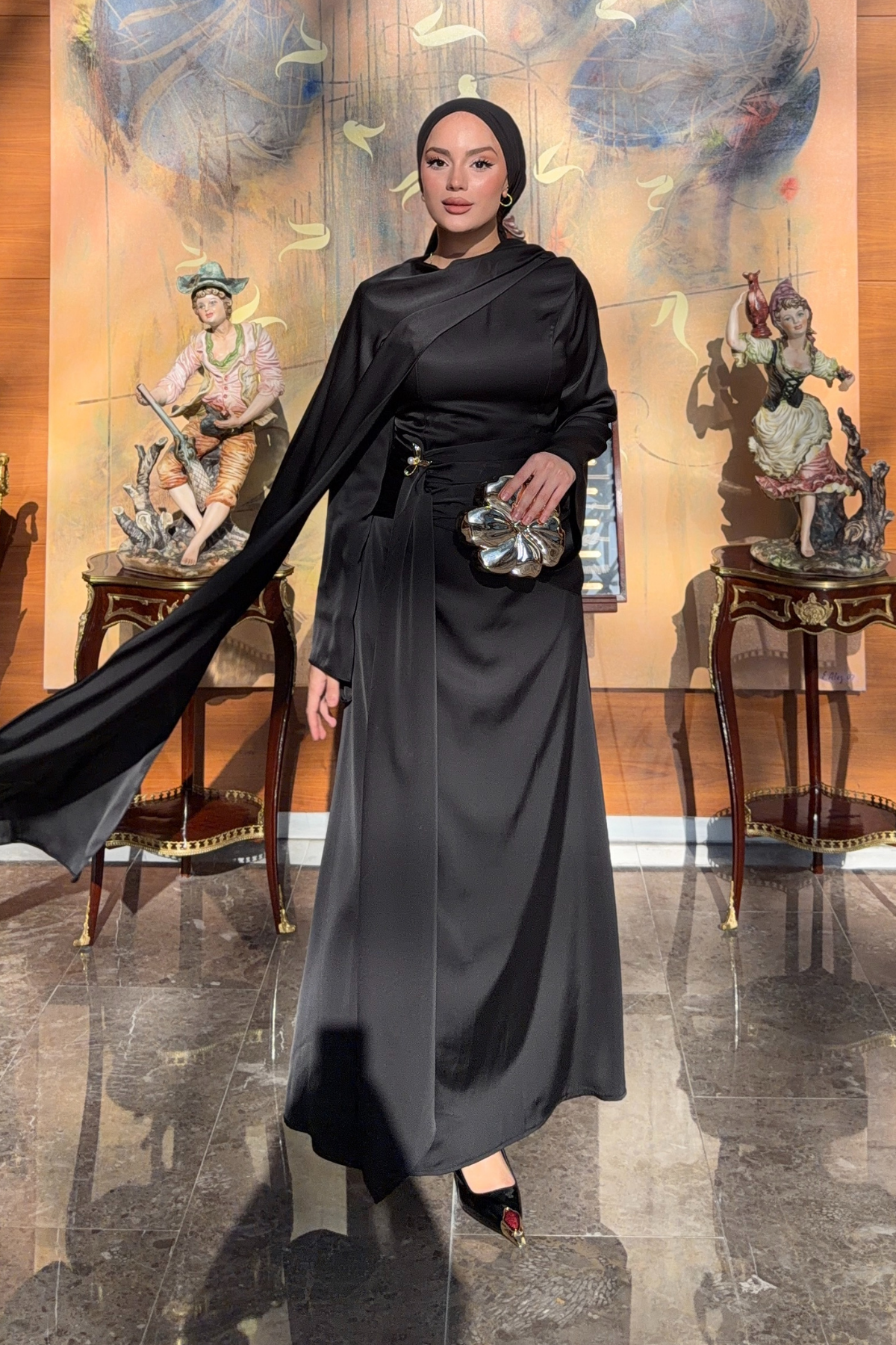Modest Satin Maxi Dress with Drape Detail — Siyah