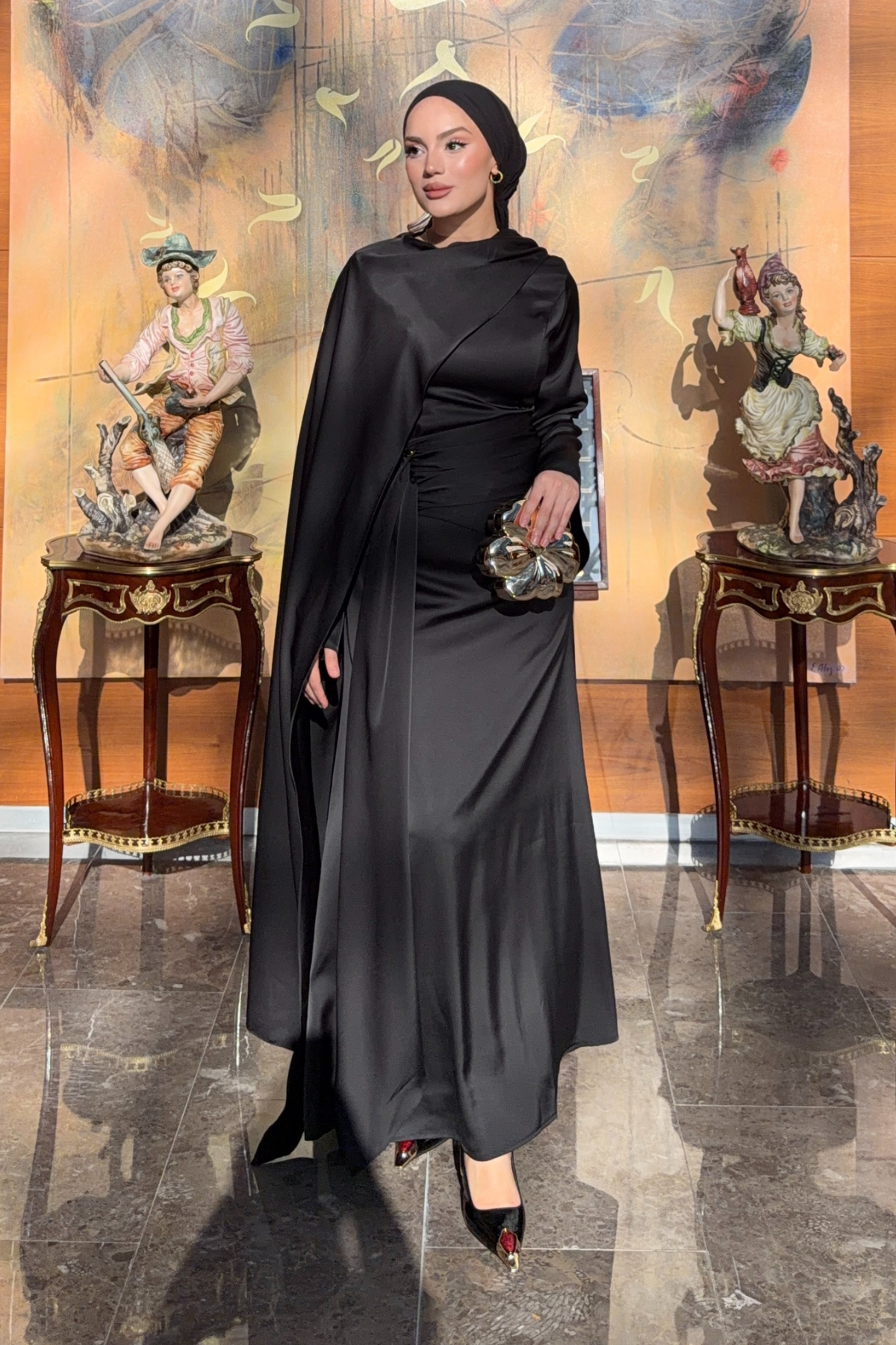 Modest Satin Maxi Dress with Drape Detail — Siyah