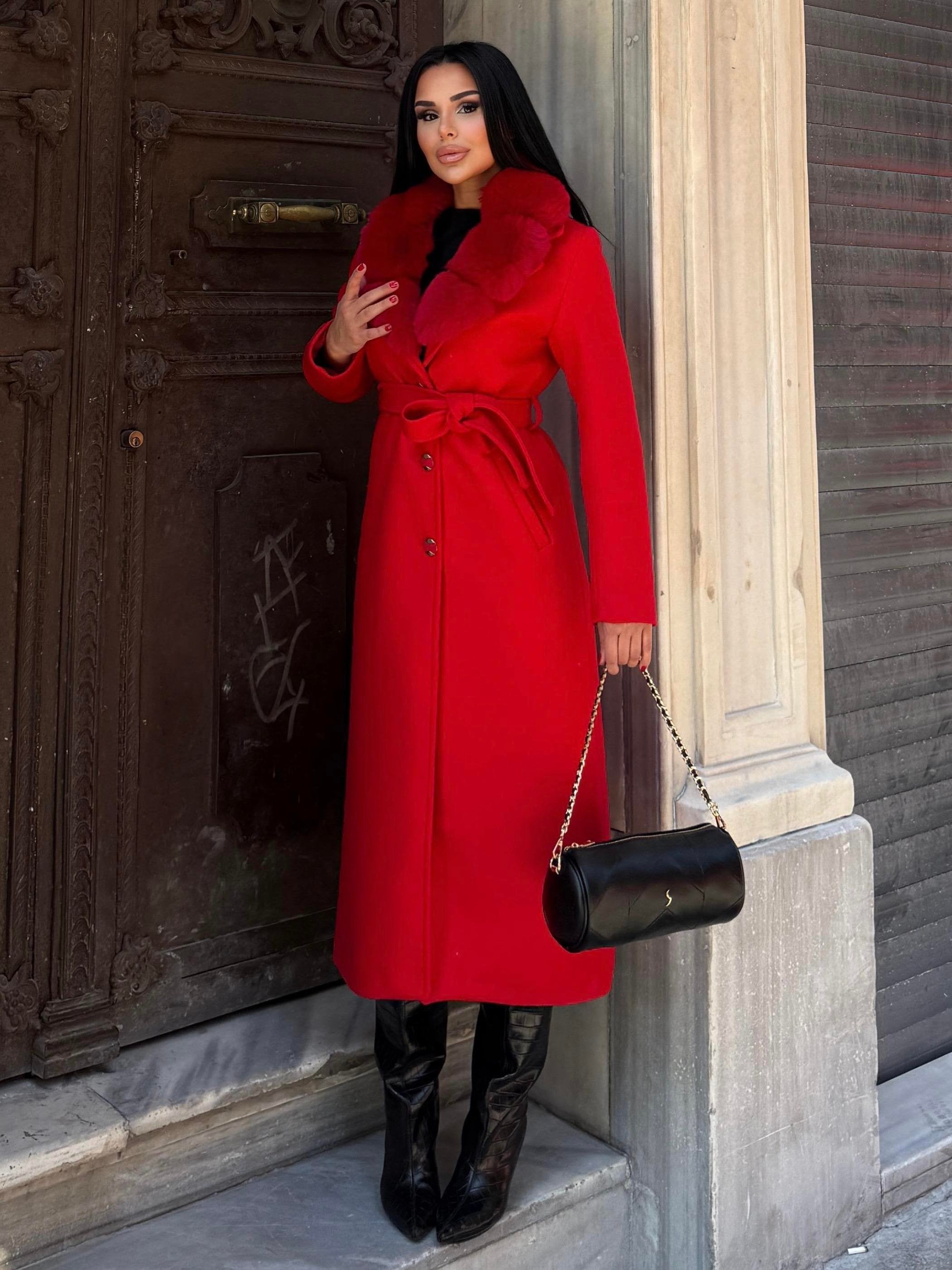 Premium Wool Coat with Detachable Fur Collar (JK011)