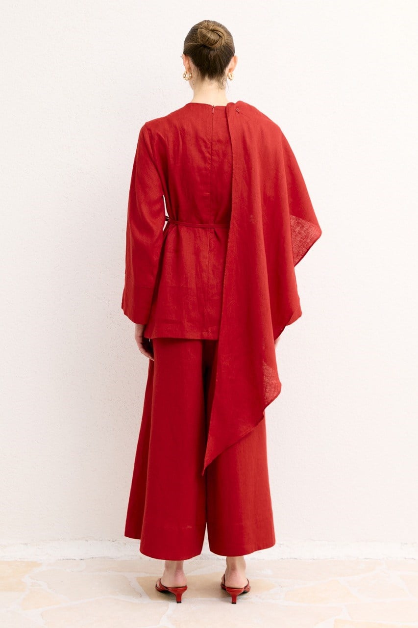 Organic Linen Shirt with Draped Shoulder Shawl — Kırmızı