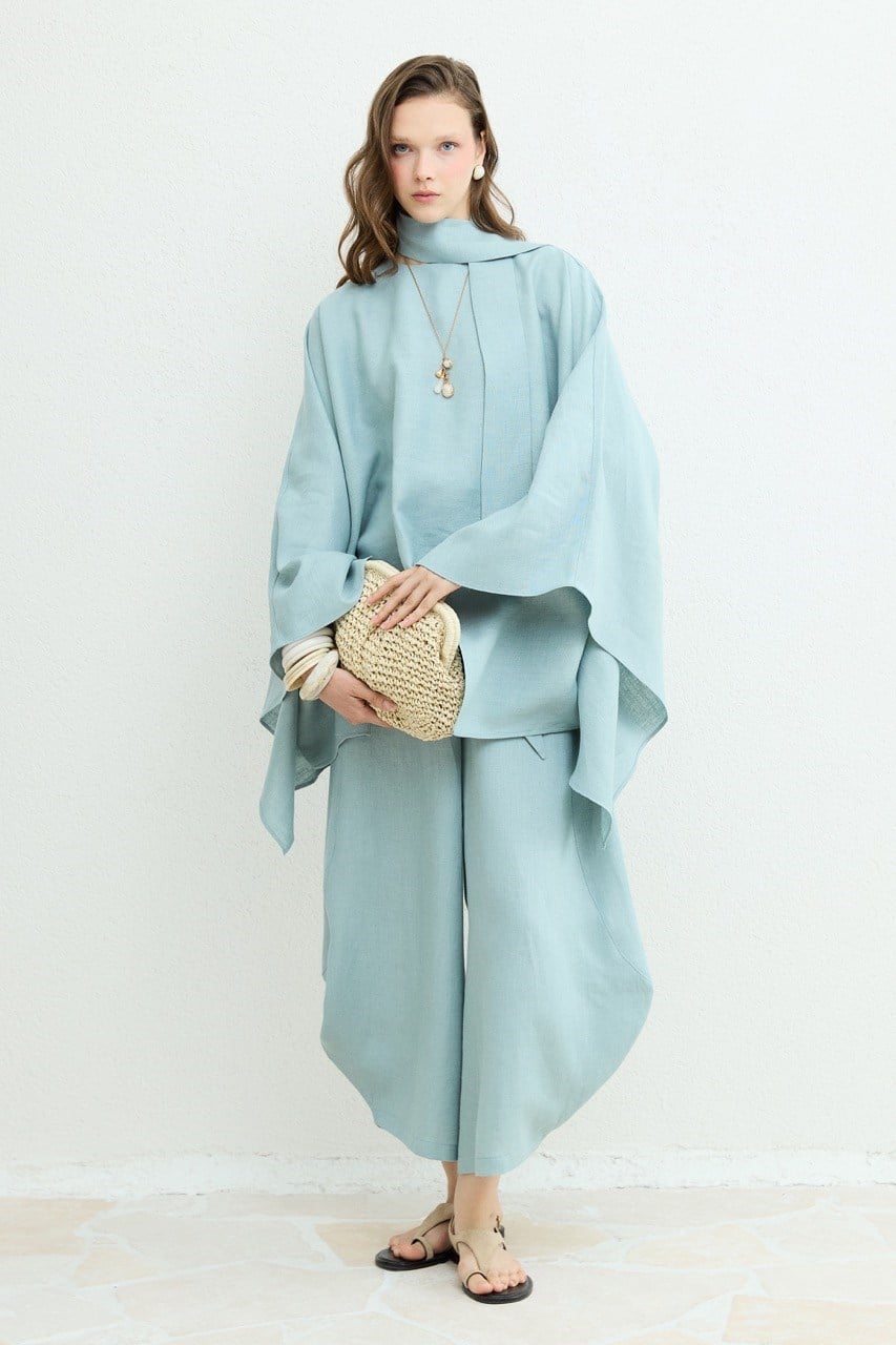 Relaxed Fit Linen Poncho Blouse with Wide Sleeves — bebe mavisi