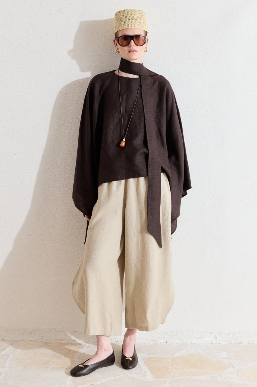 Relaxed Fit Linen Poncho Blouse with Wide Sleeves — Kahve
