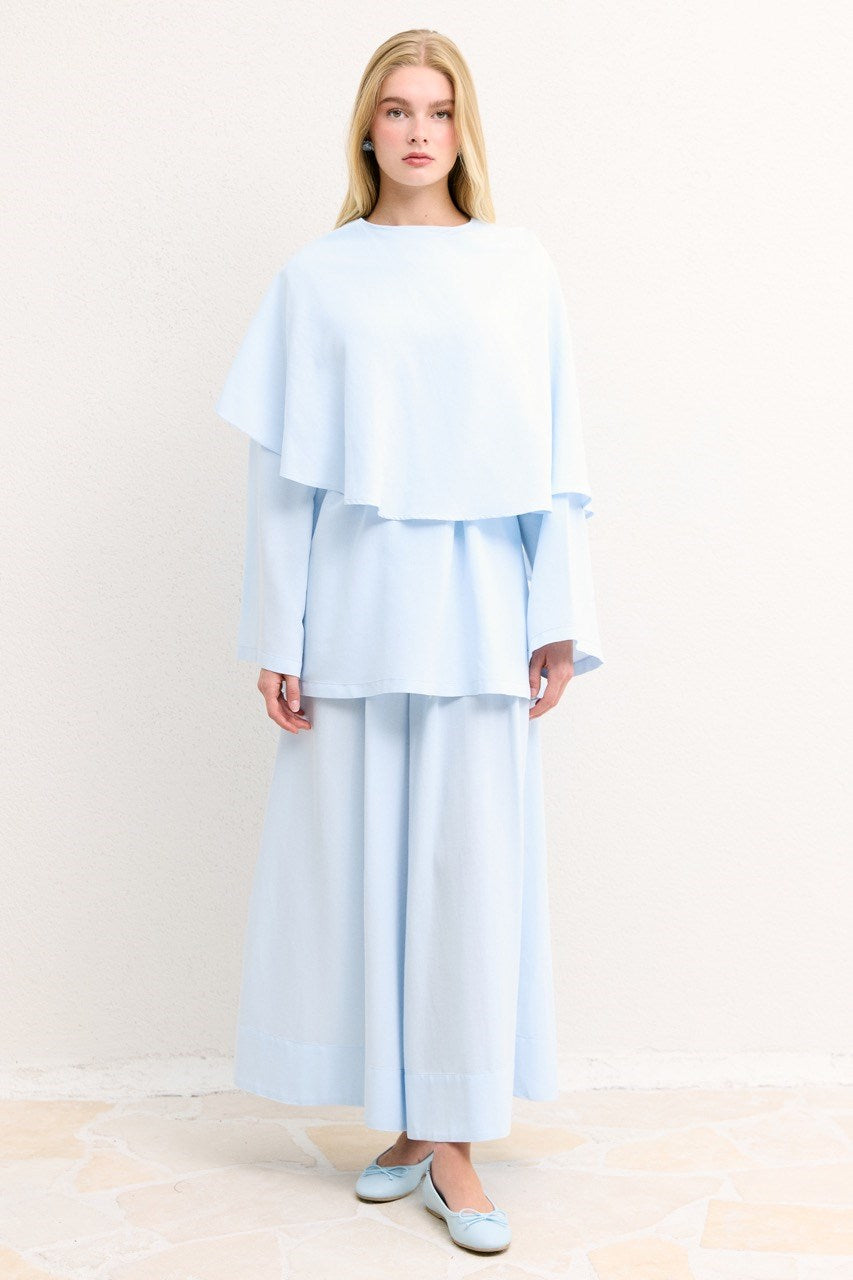 Relaxed Two-Piece Set: Cape Tunic & Wide Trousers — Mavi