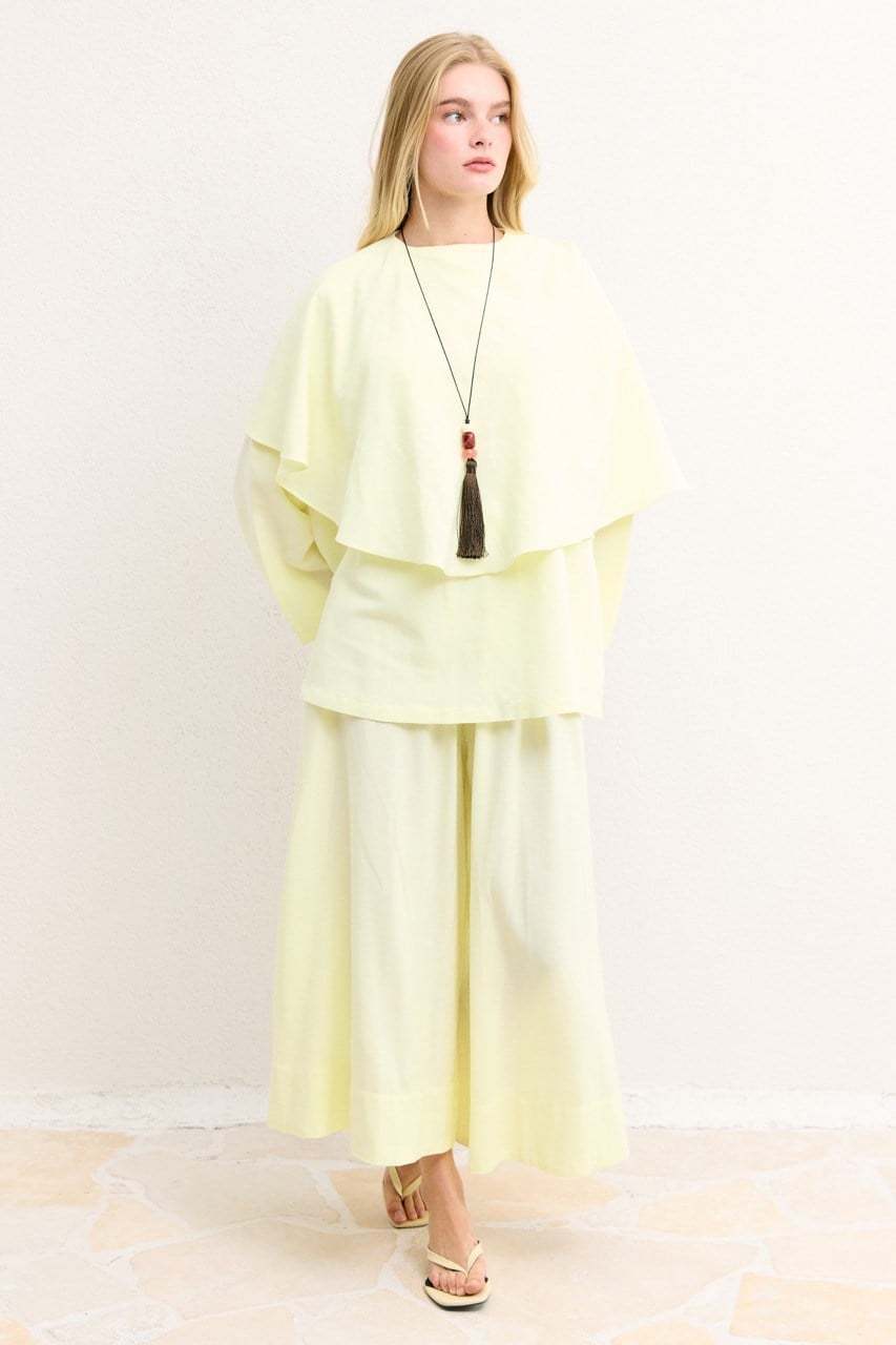 Relaxed Two-Piece Set: Cape Tunic & Wide Trousers — Sarı