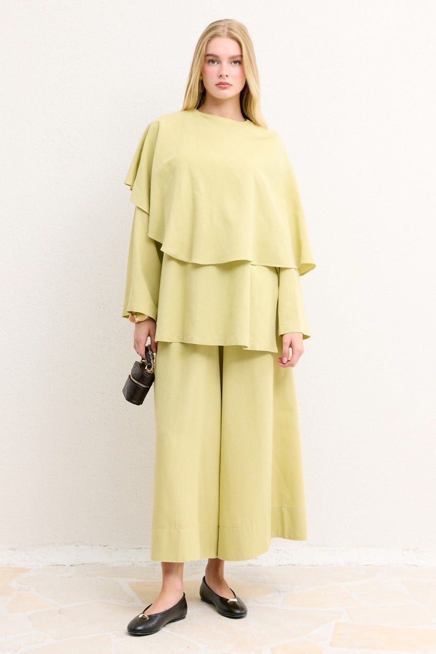 Relaxed Two-Piece Set: Cape Tunic & Wide Trousers — Yağ Yeşili