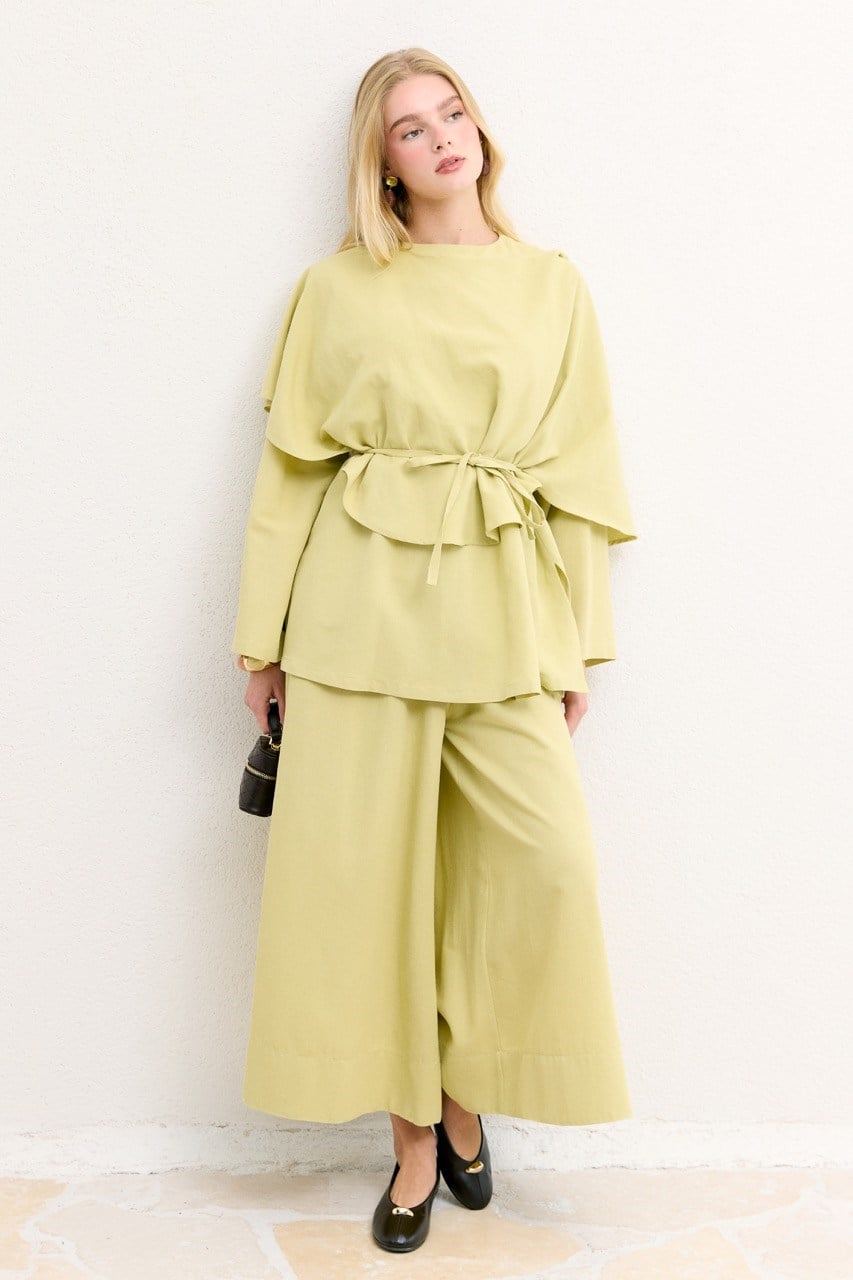 Relaxed Two-Piece Set: Cape Tunic & Wide Trousers — Yağ Yeşili