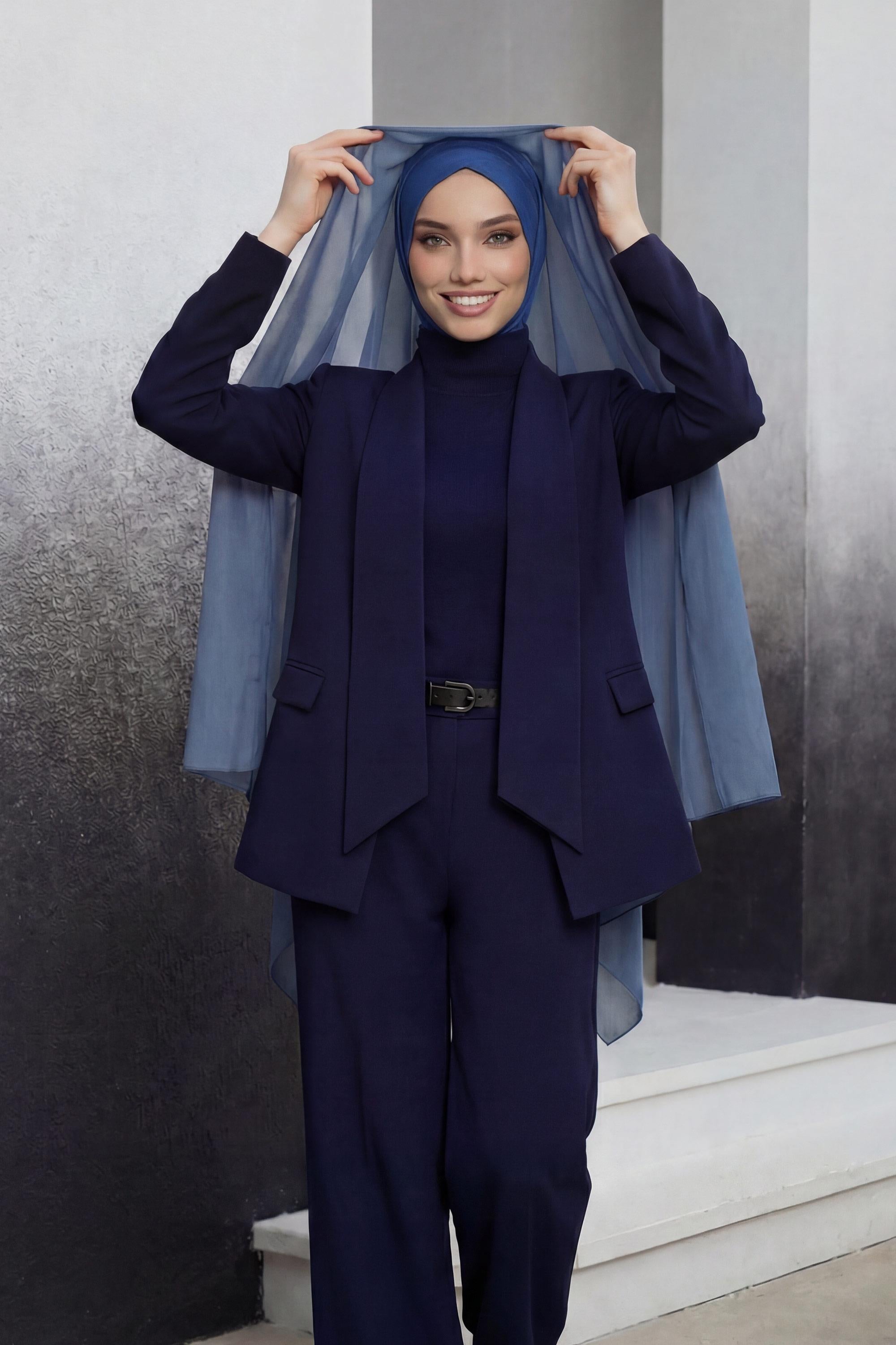 Practical Bonneted Chiffon Shawl