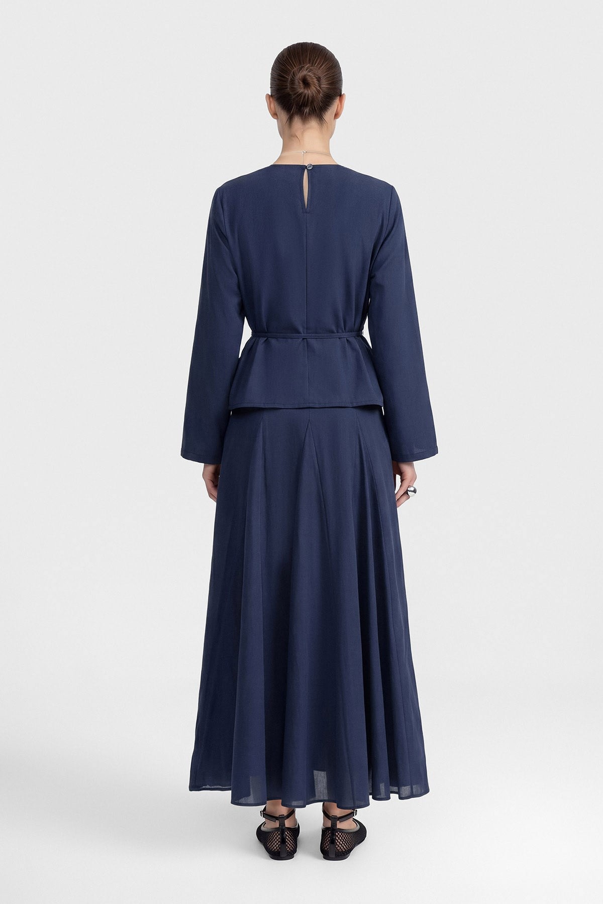 Modest Two-Piece Set with Tunic Top & Maxi Skirt — Lacivert