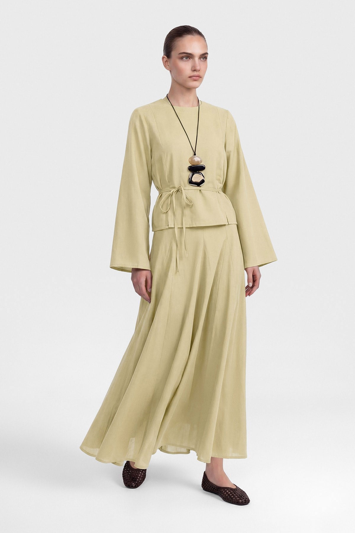 Modest Two-Piece Set with Tunic Top & Maxi Skirt — Yesil