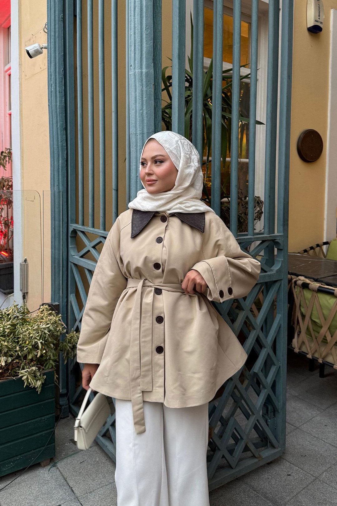 ترينش كوت بياقة جلدية وحزام – JK002