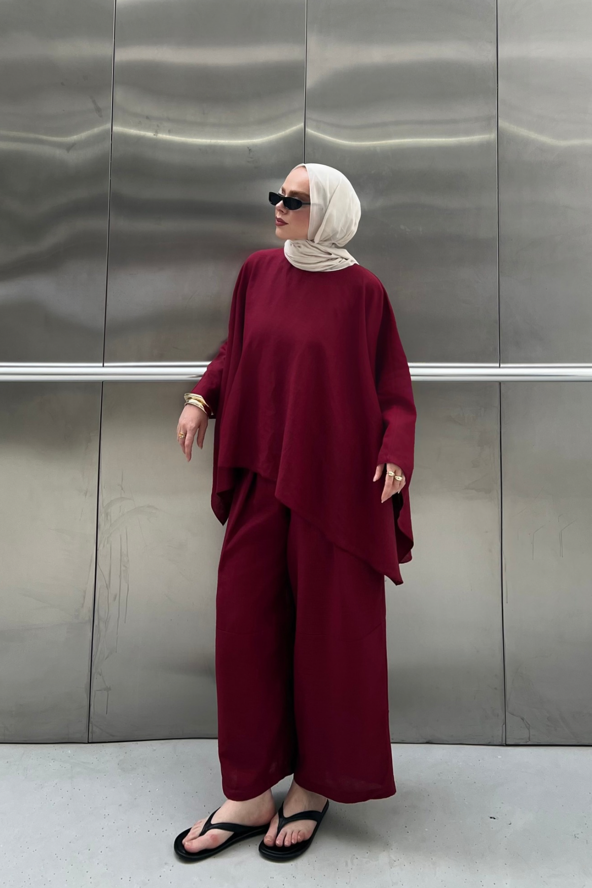 Relaxed Batwing Linen Top & Wide-Leg Trousers Set — Bordo