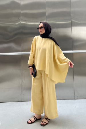 Relaxed Batwing Linen Top & Wide-Leg Trousers Set — Sari