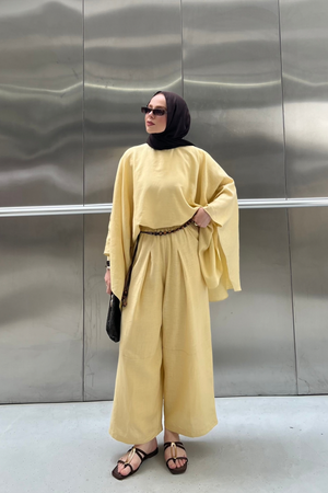 Relaxed Batwing Linen Top & Wide-Leg Trousers Set — Sari