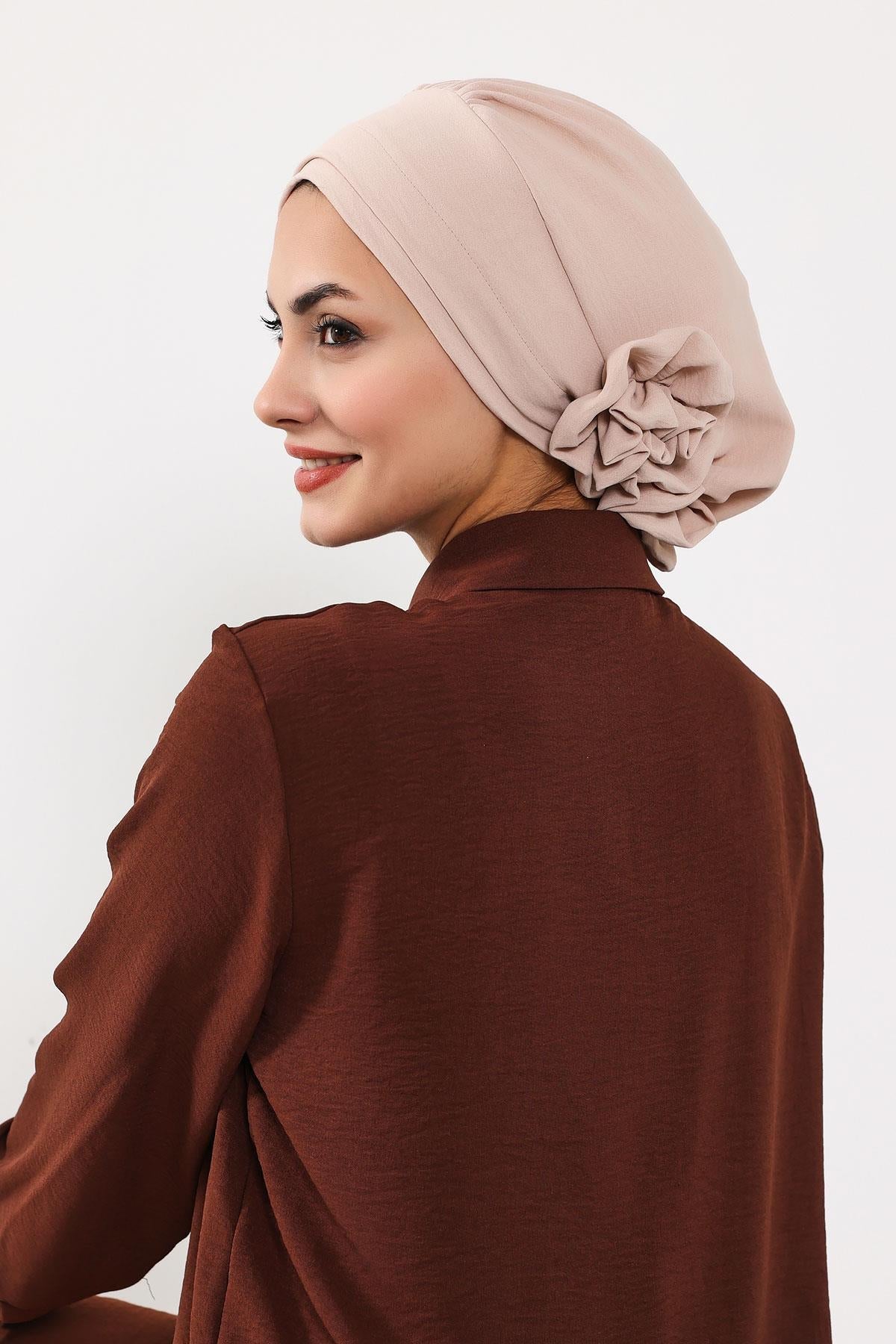 Ready-to-Wear Aerobin Turban with Rosette Detail