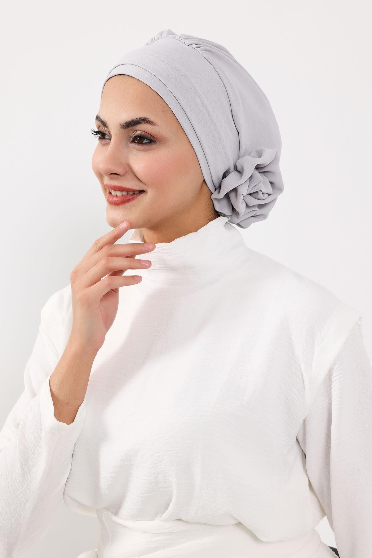 Ready-to-Wear Aerobin Turban with Rosette Detail