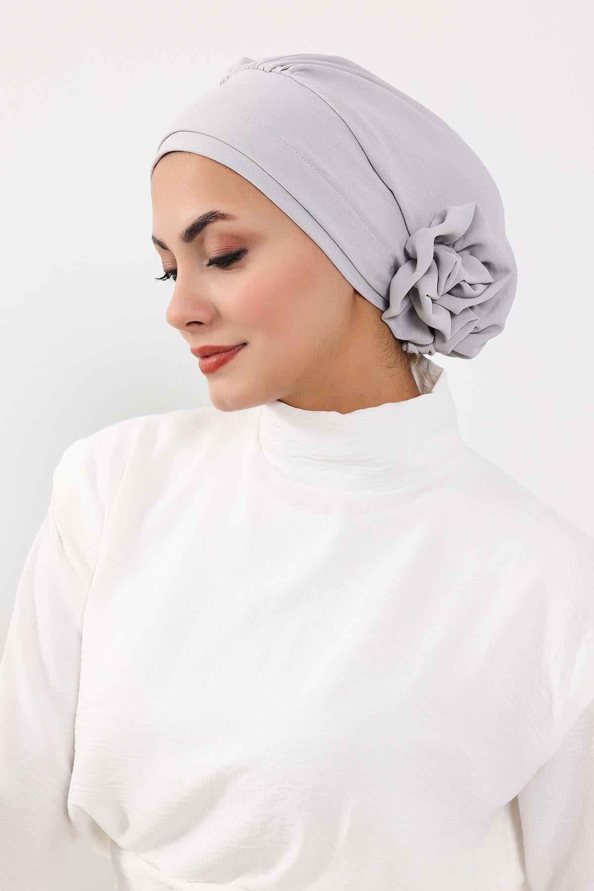 Ready-to-Wear Aerobin Turban with Rosette Detail