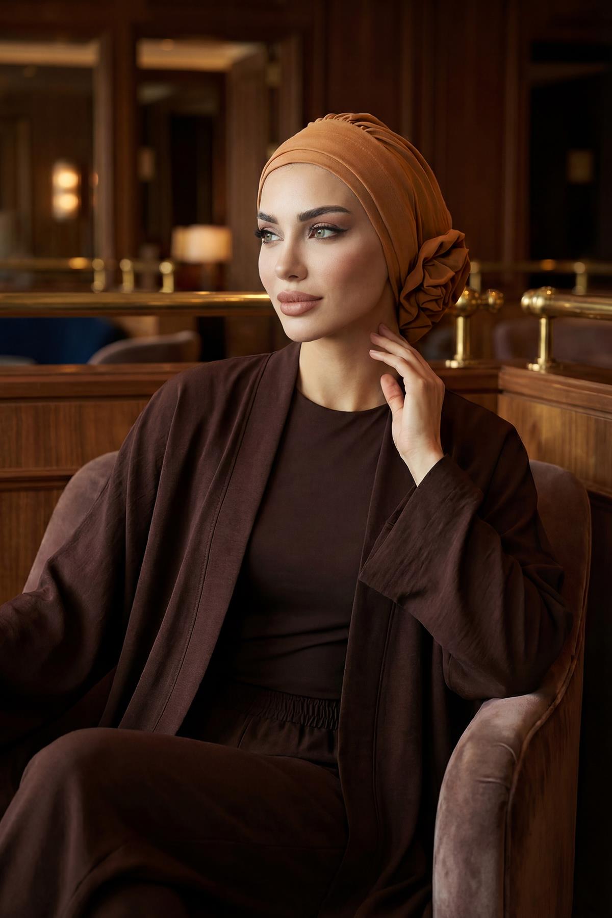 Ready-to-Wear Aerobin Turban with Rosette Detail