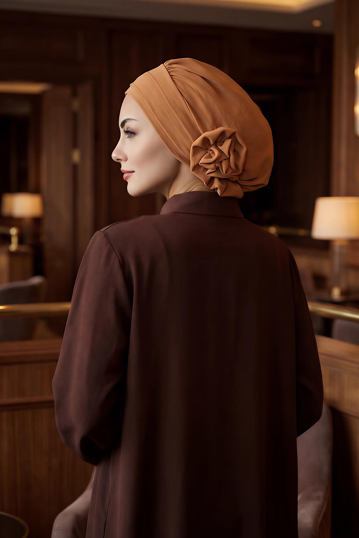 Ready-to-Wear Aerobin Turban with Rosette Detail